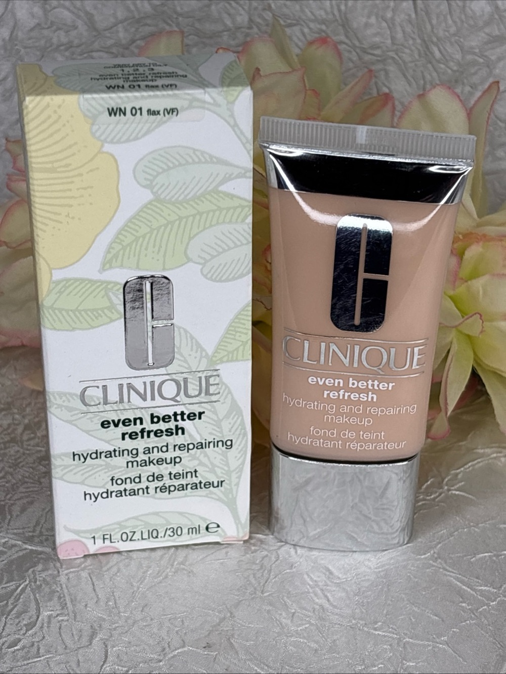 CLINIQUE EVEN BETTER REFRESH HYDRATING & REPAIRING MAKEUP ~ WN 01 FLAX ~ 1oz NIB